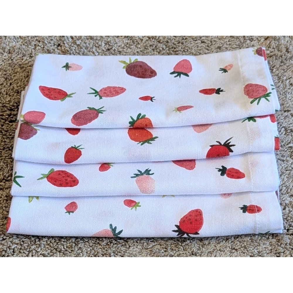 Strawberry Fruit Print Fabric Napkins 19" Town Country Living Ellen Degeneres ED